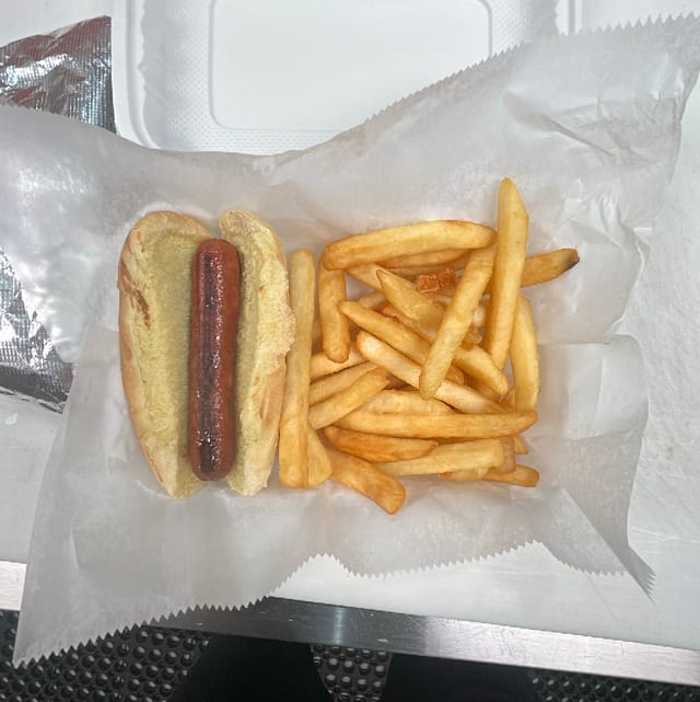 Kids Hot Dog.